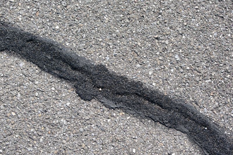 Blacktop Driveway Sealing in Miami Dade County, FL