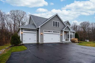 Driveway Sealing Costs — Cost of Driveway Sealing